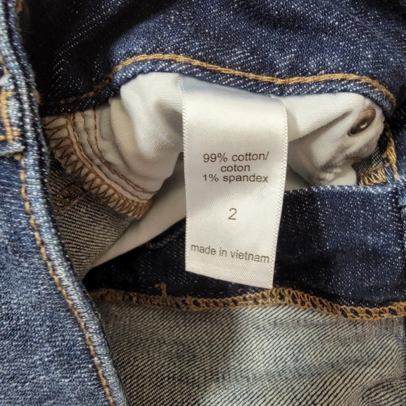 Maurices Distressed Demin Shorts - Picture 3 of 5